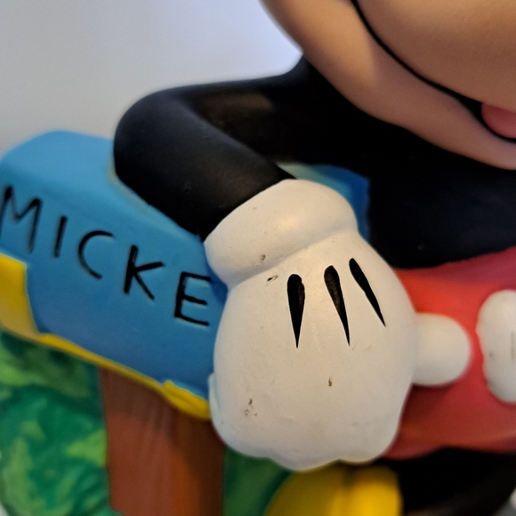 Vintage Disney's Mickey Mouse coin bank - Picture 7 of 9